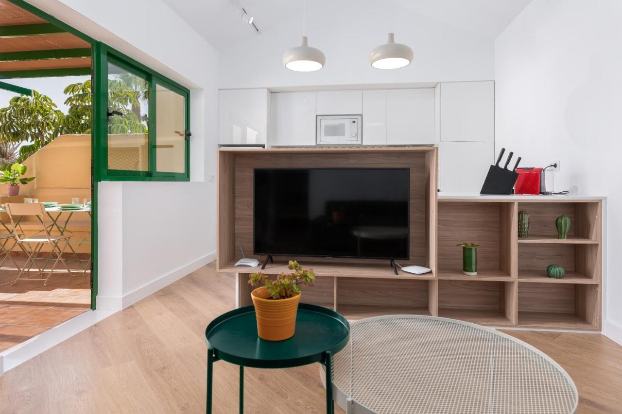 Apartamento Moderno En 科斯塔卡玛 外观 照片