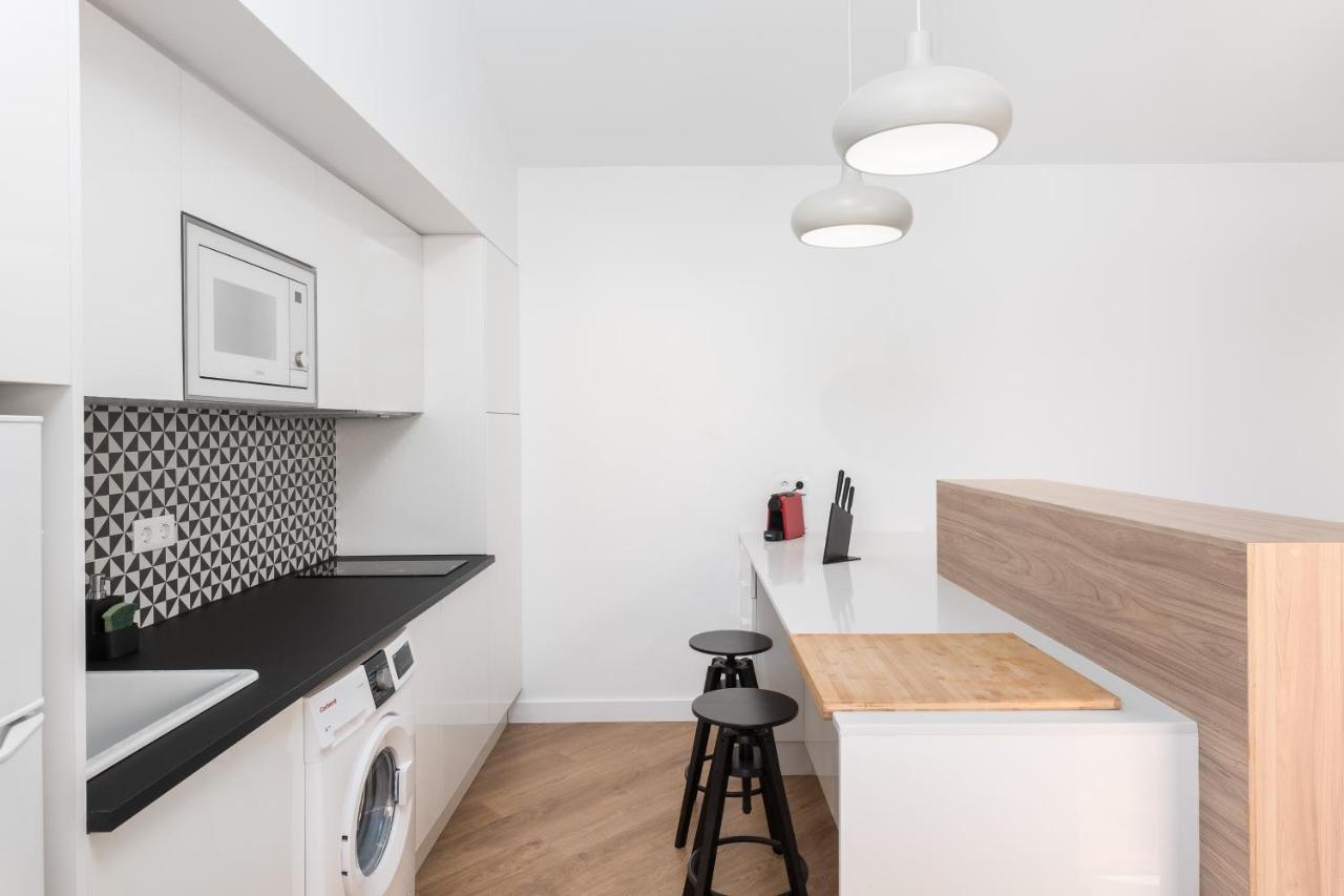 Apartamento Moderno En 科斯塔卡玛 外观 照片